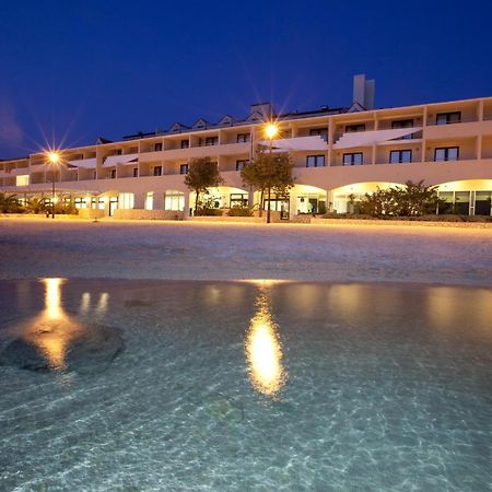 Family Hotel Pagus パグ エクステリア 写真