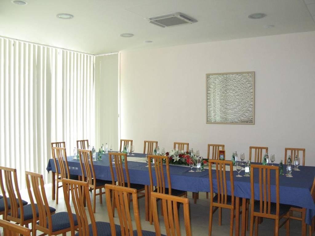 Family Hotel Pagus パグ エクステリア 写真